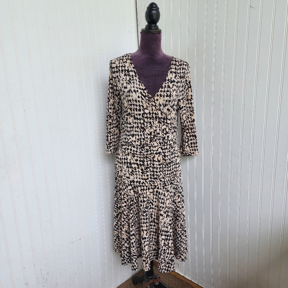 Lily Womens Dress Black Beige Stretch Jersey Knit Artsy Rutched Ruffle V-Neck  L